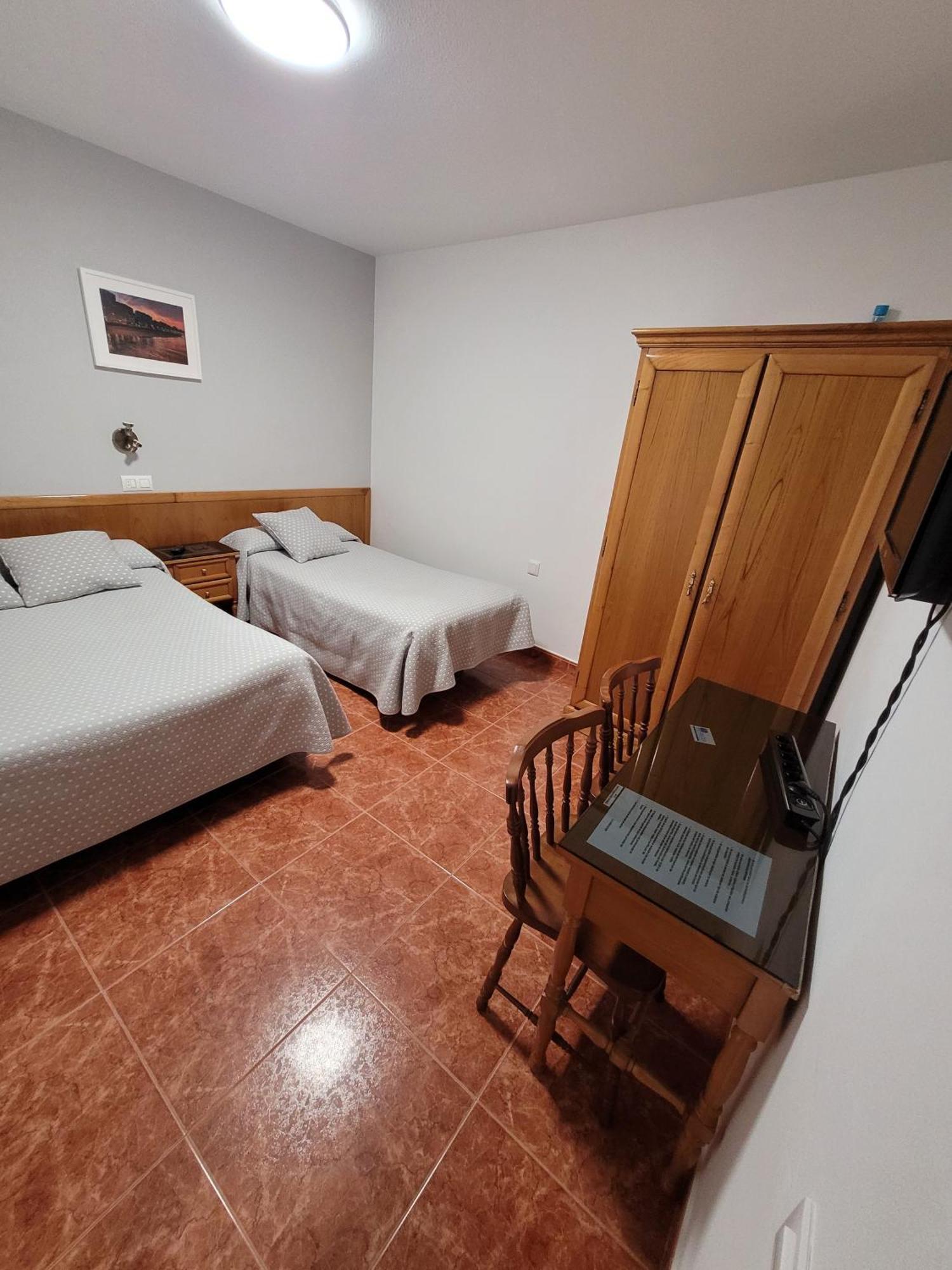 Hostal San Felix 希洪 外观 照片