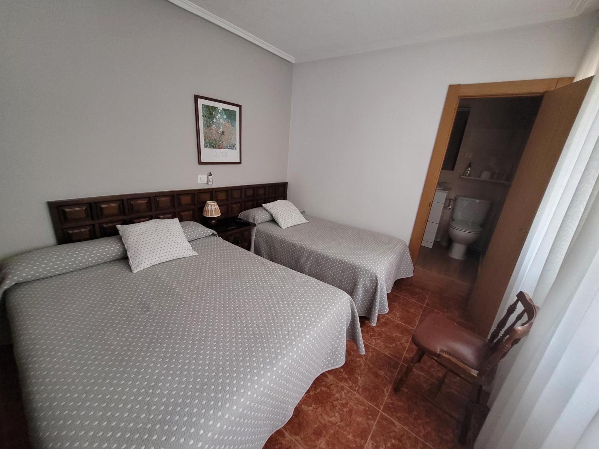 Hostal San Felix 希洪 外观 照片